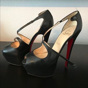 Christian Louboutin  Exagona Heels